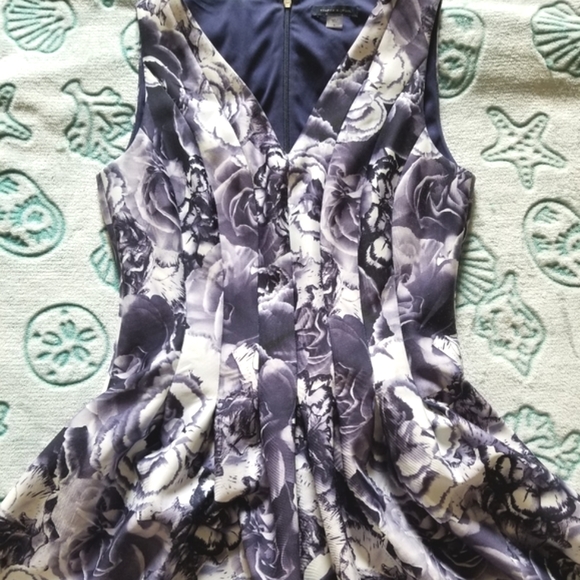 Tommy Hilfiger Dress - Picture 2 of 8